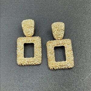 Elegant Gold Textured Post Earrings